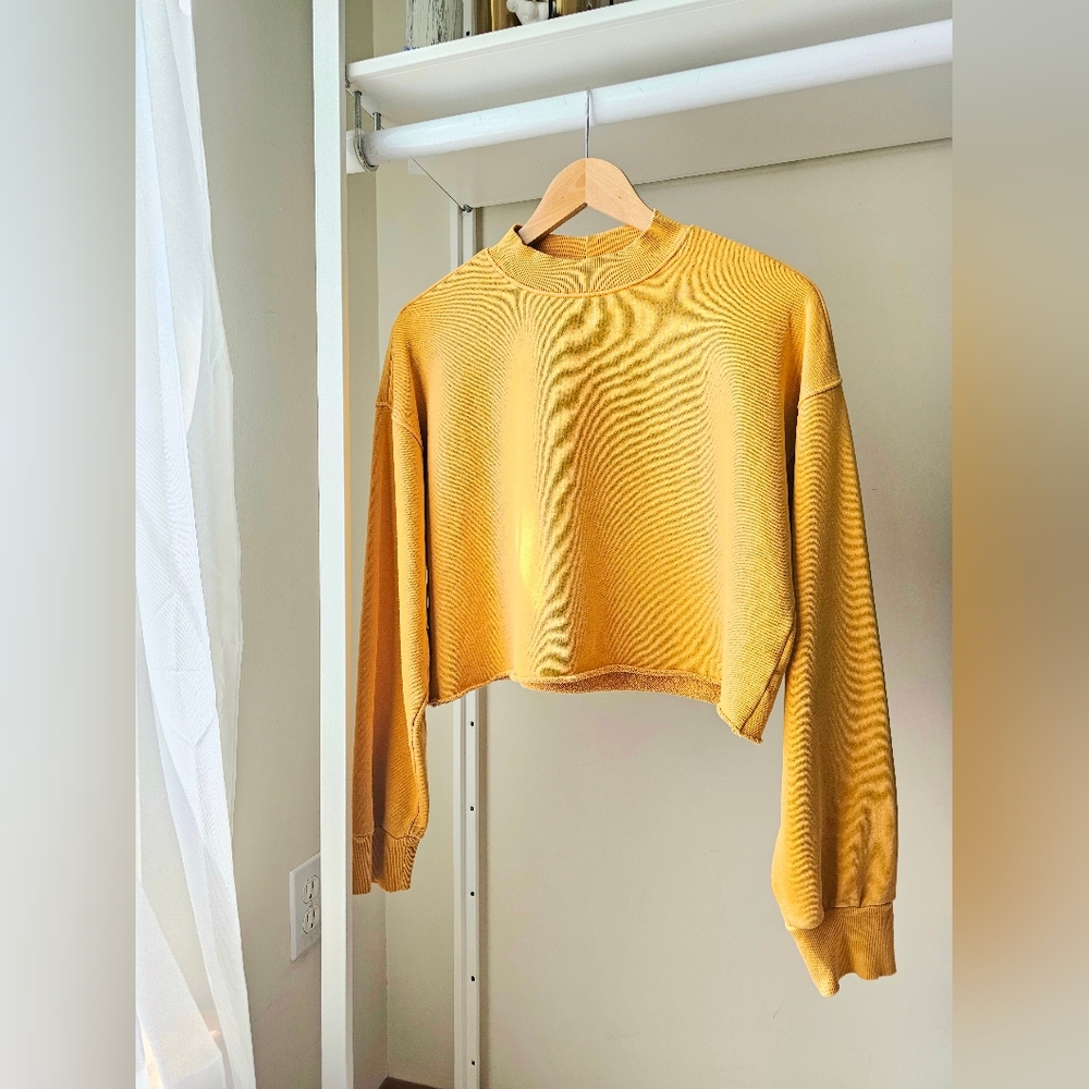 Sunshine Cropped Crew Sweatshirt
